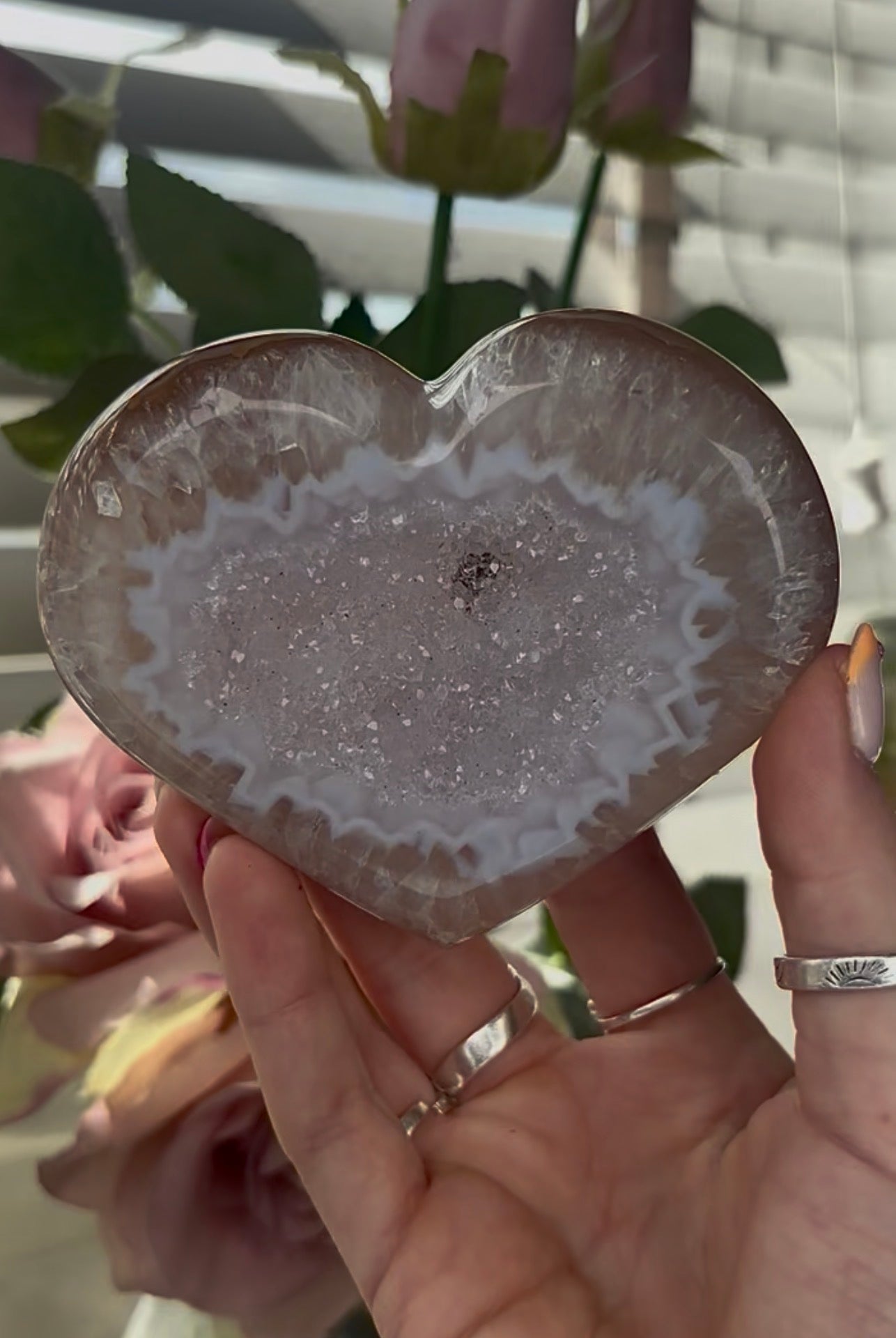 Beautiful, high quality, agate heart with druzy - stand included