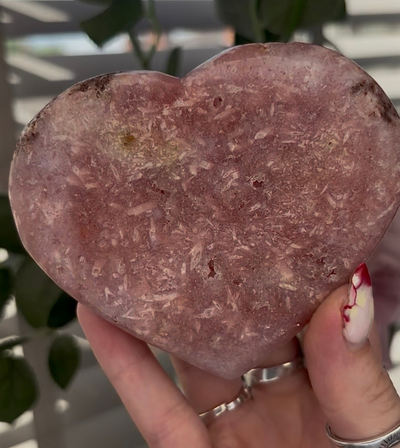 pink amethyst heart - comes with stand 10cm