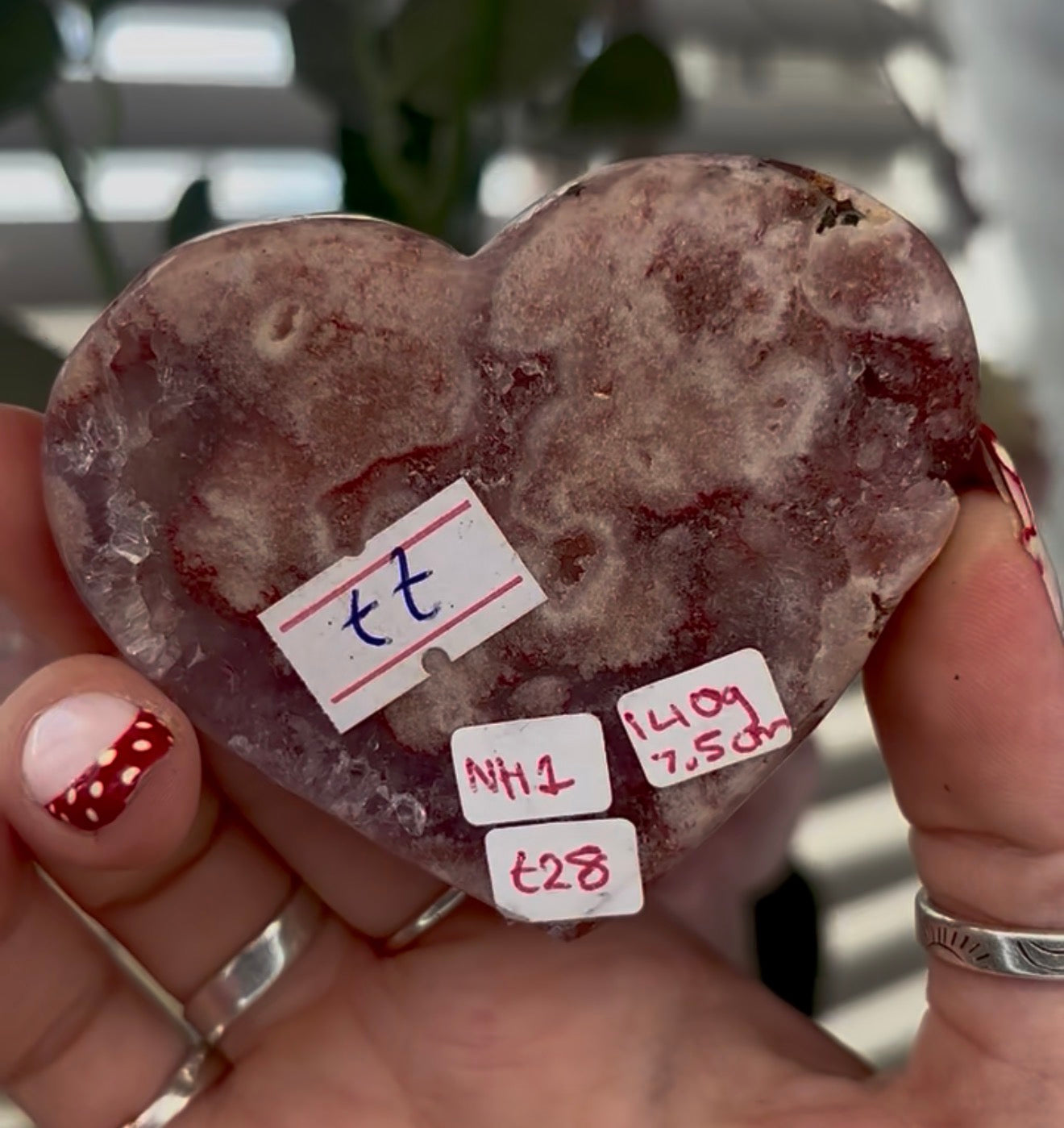 pink amethyst heart - comes with stand7.5cm