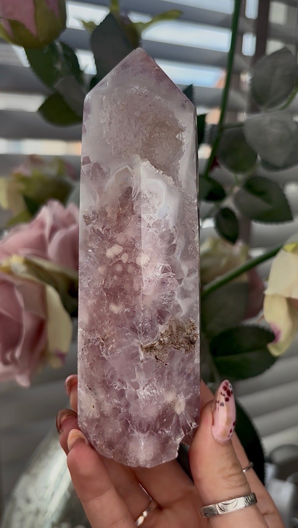 High grade, Amethyst Flower agate tower