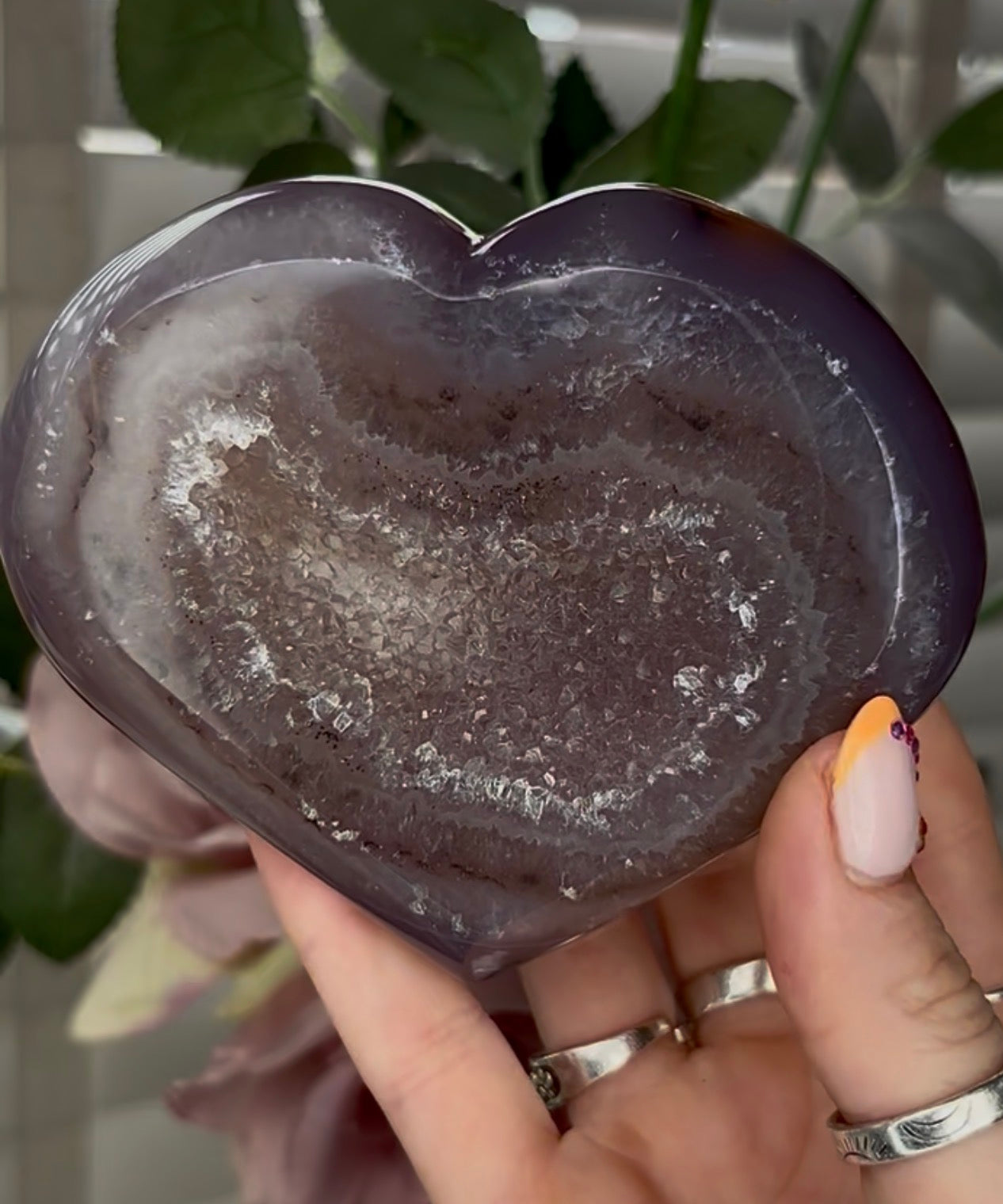 Beautiful, high grade, agate heart with druzy - comes with stand