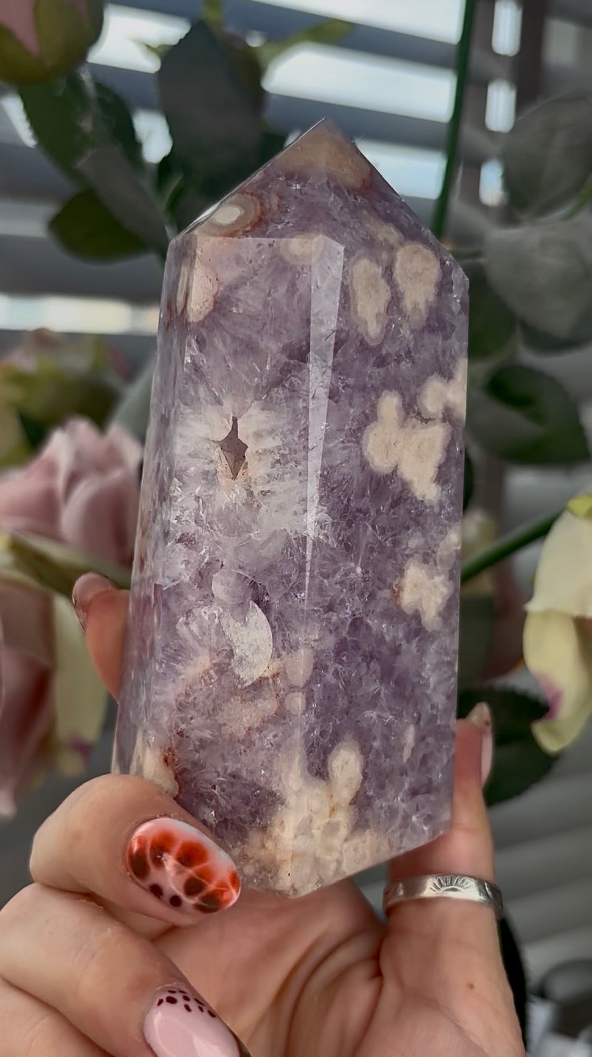 High grade, Amethyst Flower agate tower 13cm by 6cm