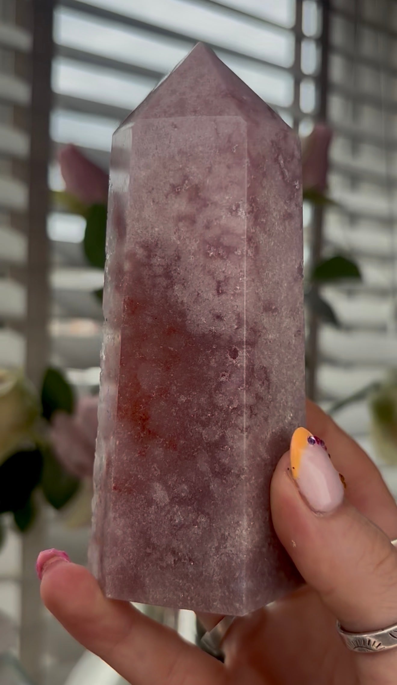 High quality, Pink amethyst tower, with quartz druzy side