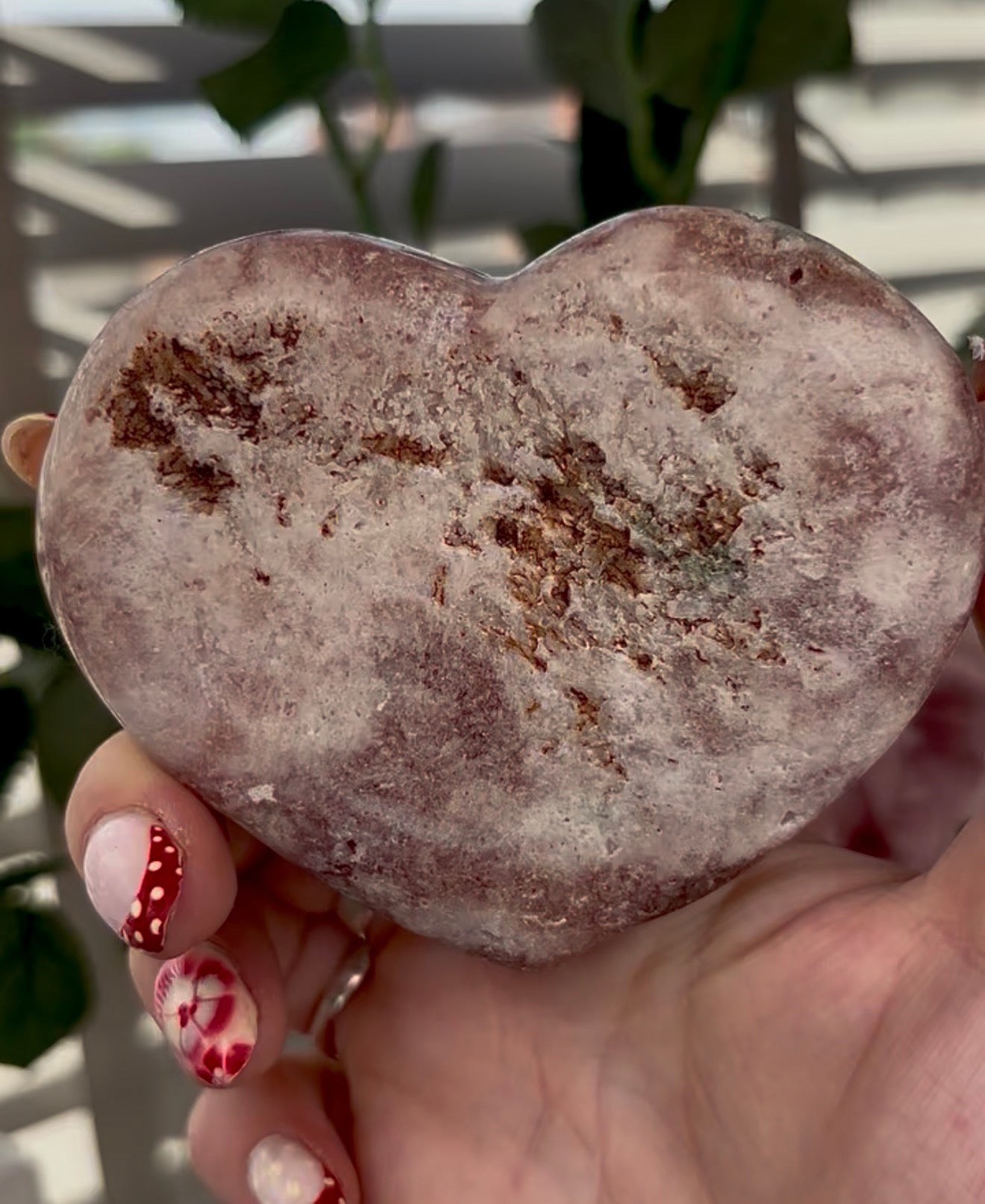 pink amethyst heart - comes with stand 9.2cm