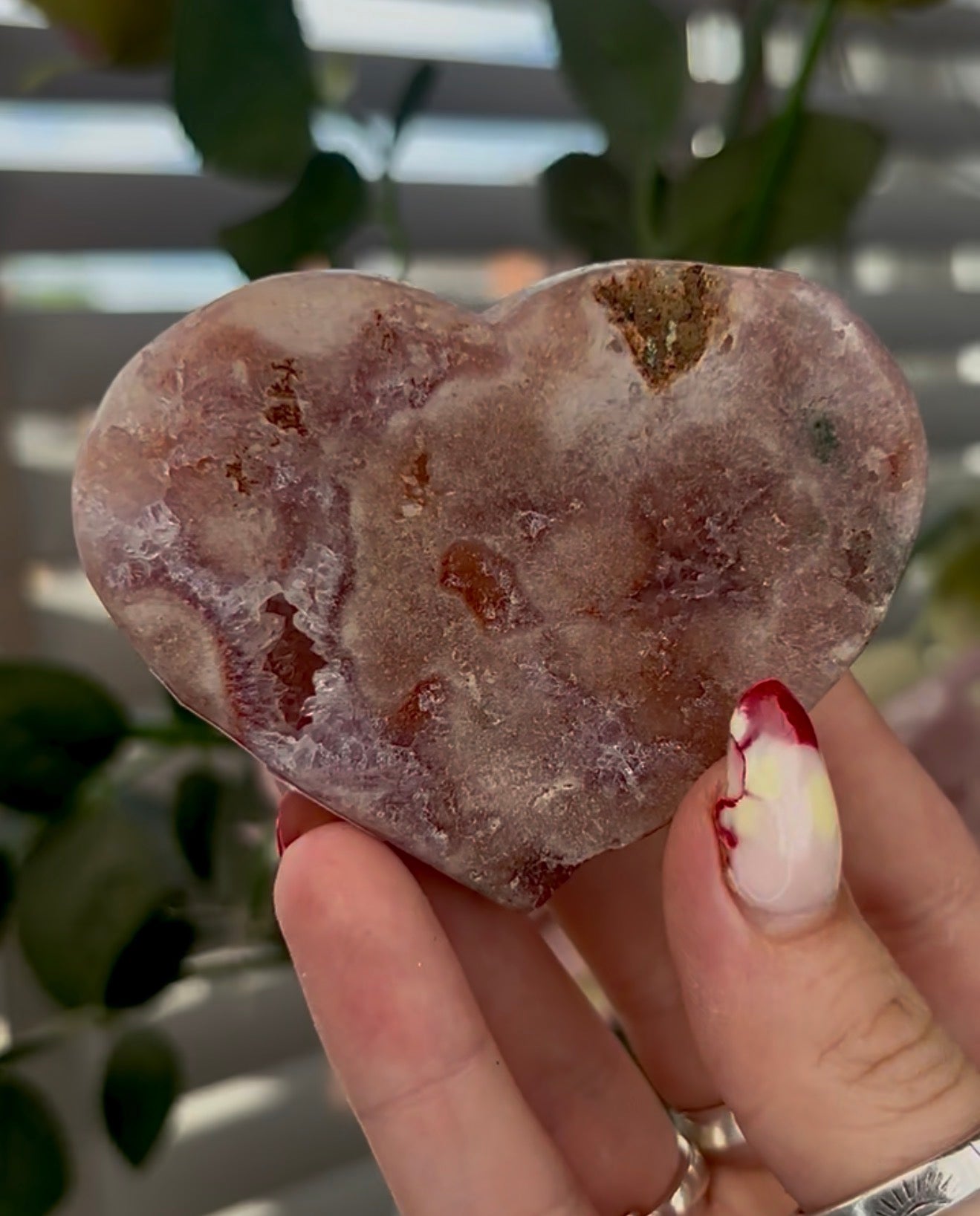 pink amethyst heart - comes with stand (7.5cm)