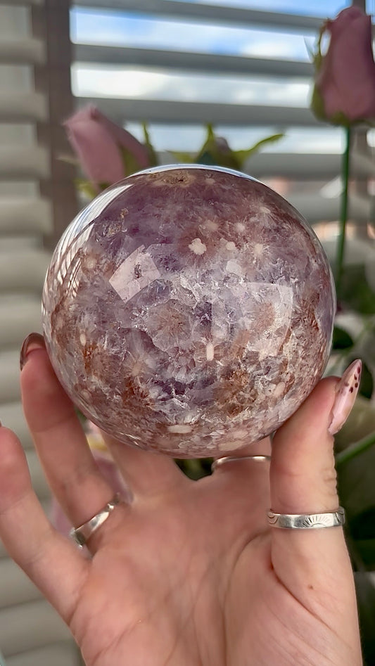 High grade, amethyst Flower agate sphere with high clarity quartz