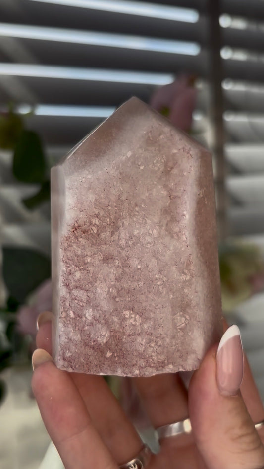 Beautiful, chunky Pink amethyst tower 8.7cm(h) by 5.5cm(w)