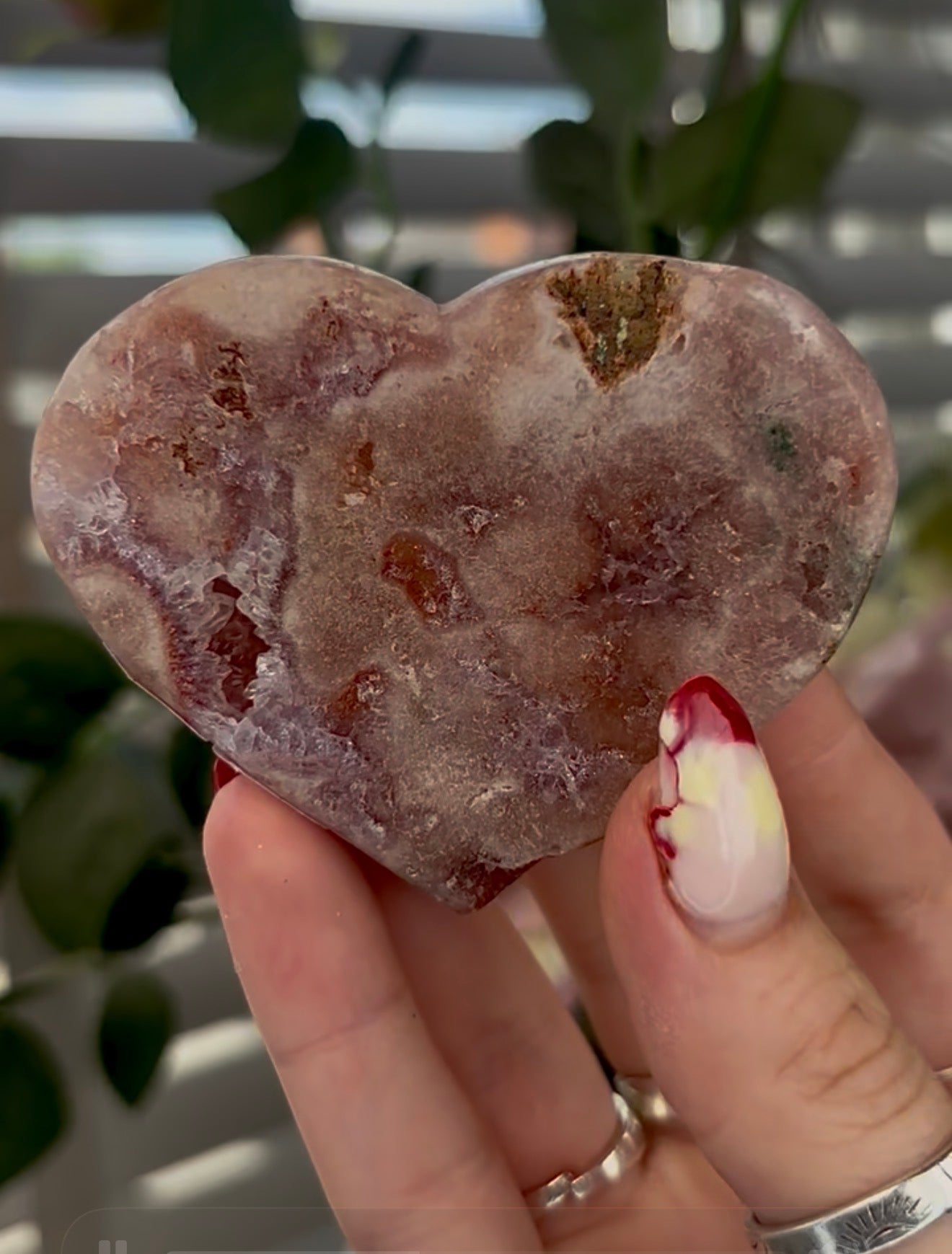 pink amethyst heart - comes with stand (7.5cm)