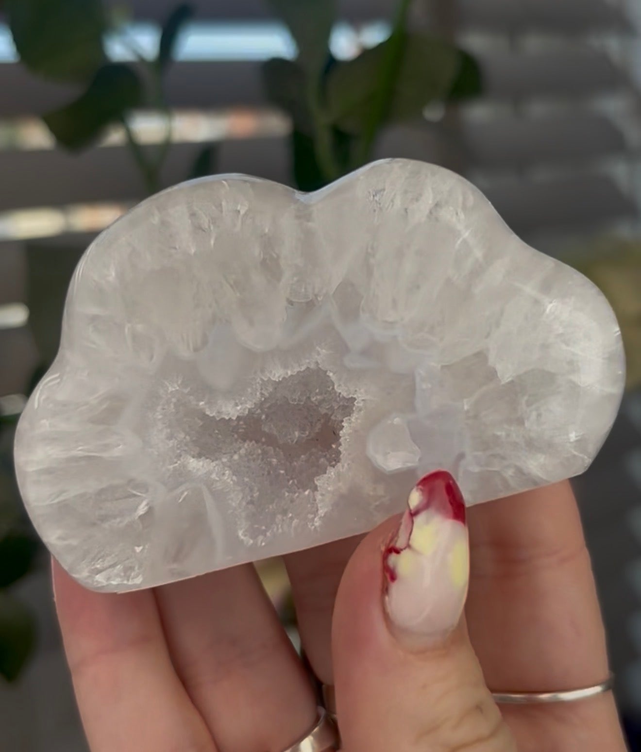 Beautiful, agate cloud with druzy