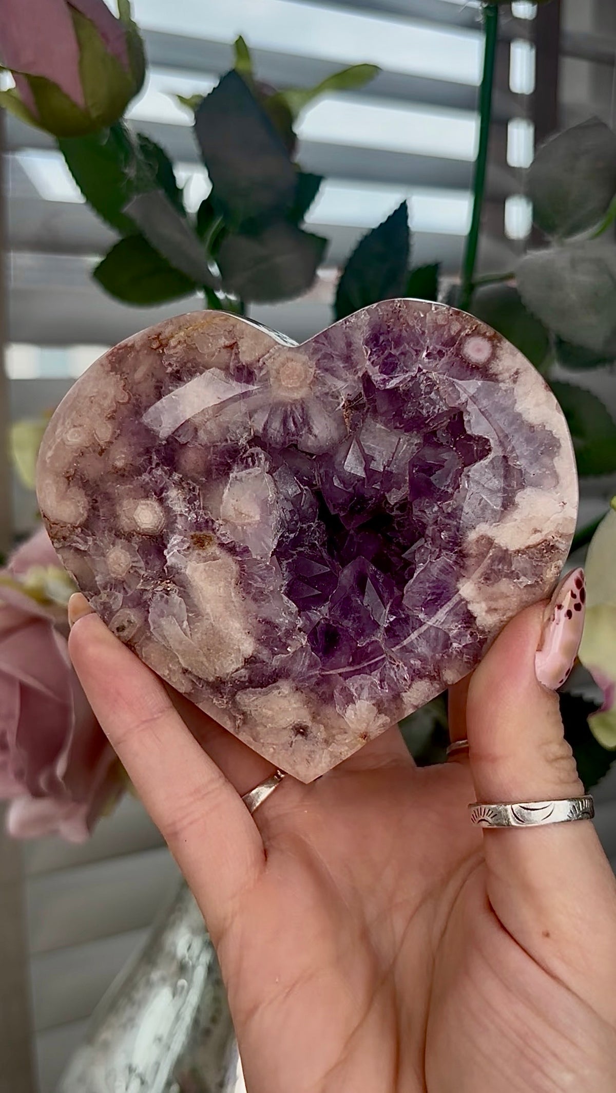 High grade, Amethyst Flower agate heart with stand