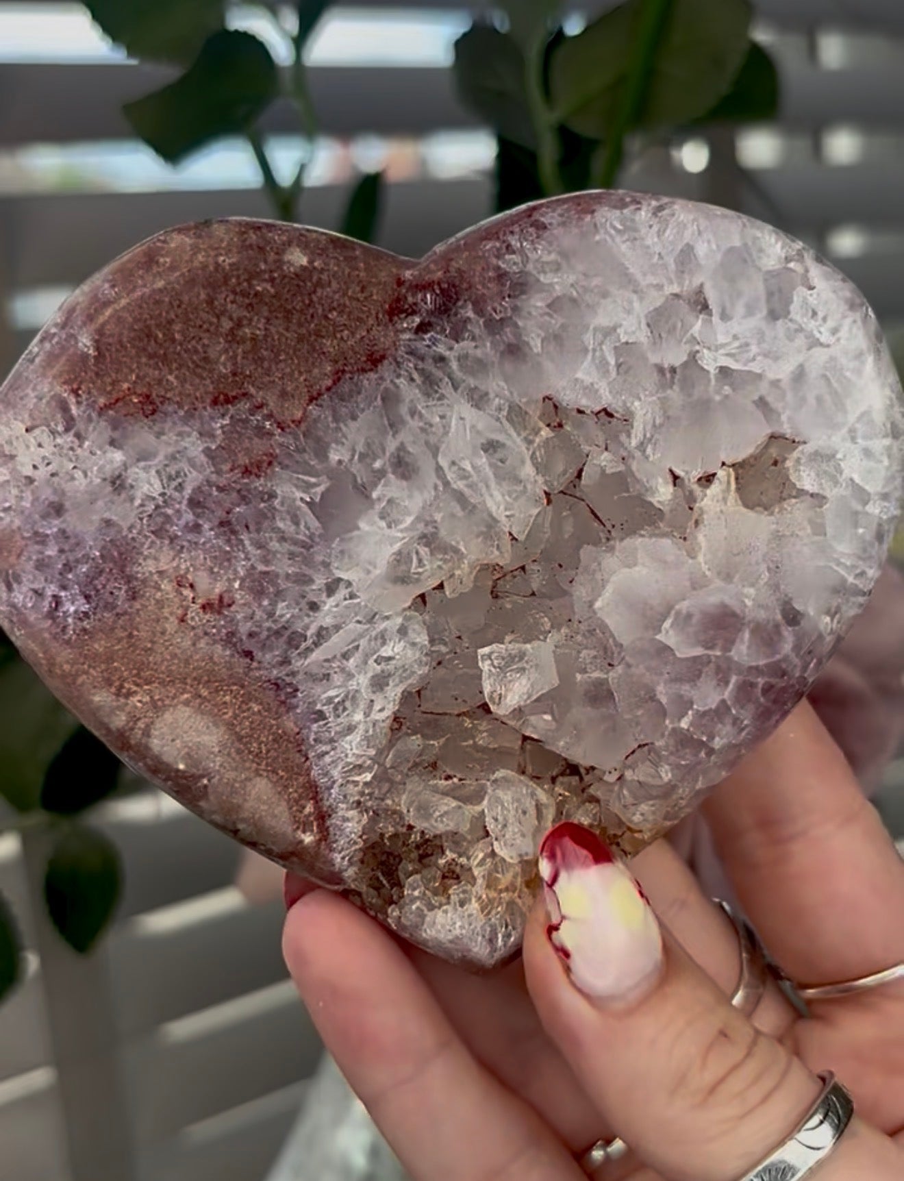 Beautiful pink amethyst heart with quartz - comes with stand (10.8cm)