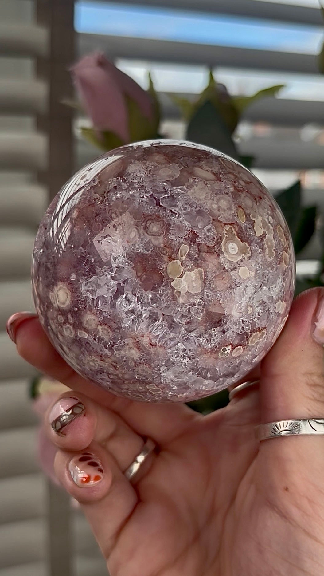 High grade, amethyst Flower agate sphere with high clarity quartz