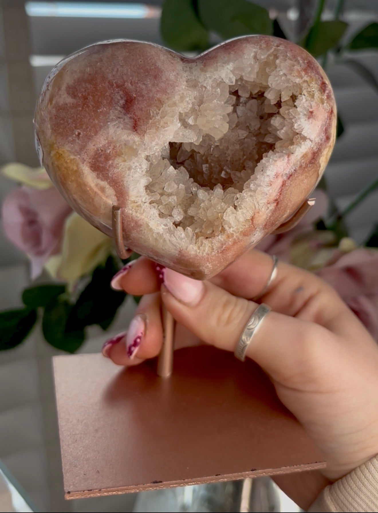 pink amethyst heart - comes with stand