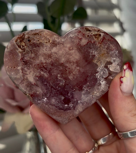 pink amethyst heart - comes with stand7.5cm