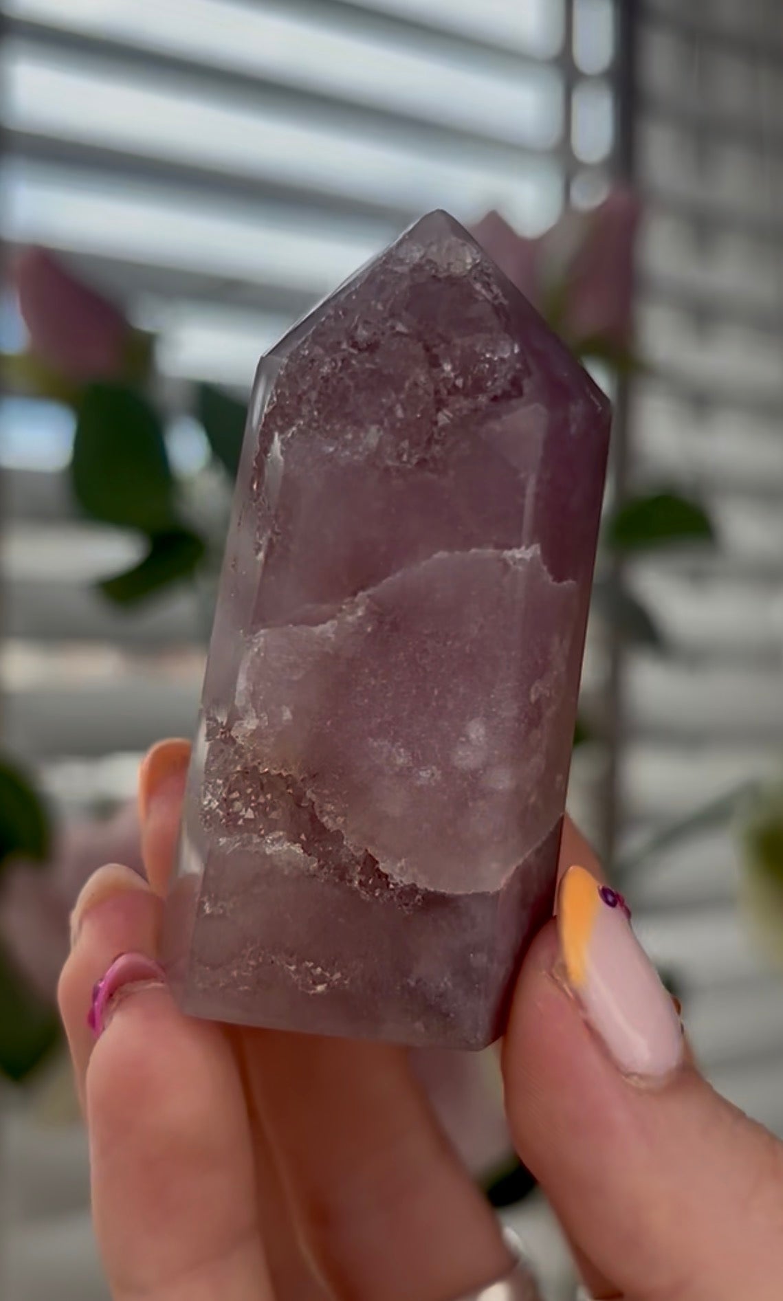Beautiful, high quality, Pink amethyst tower in lilac tone