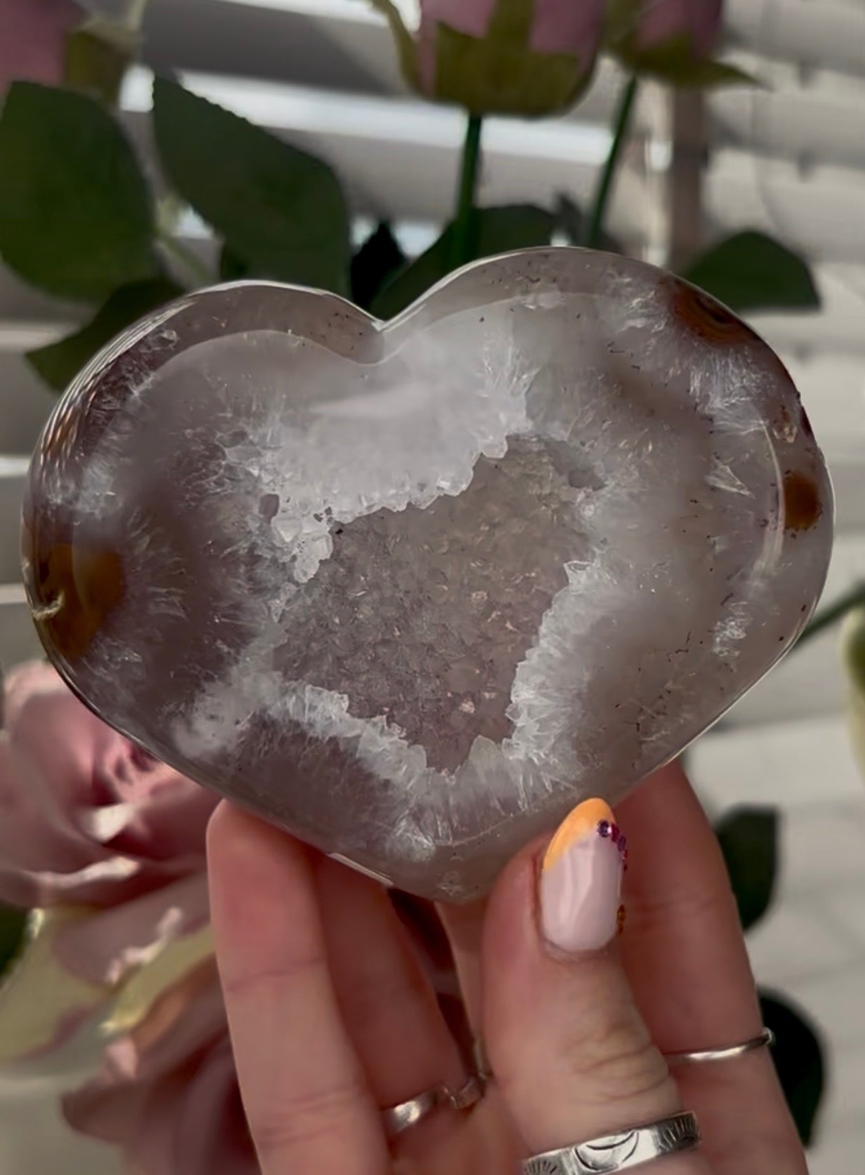 Beautiful, high quality, agate heart   with druzy - stand included