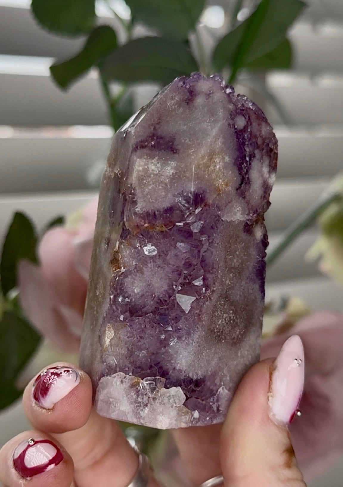 Pink amethyst tower in purple & lilac tones 8cm