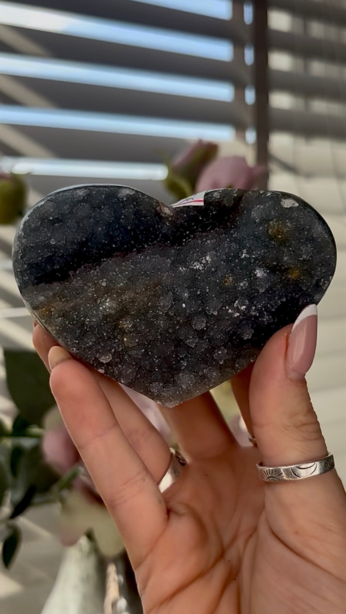 Uruguay amethyst heart - comes with stand