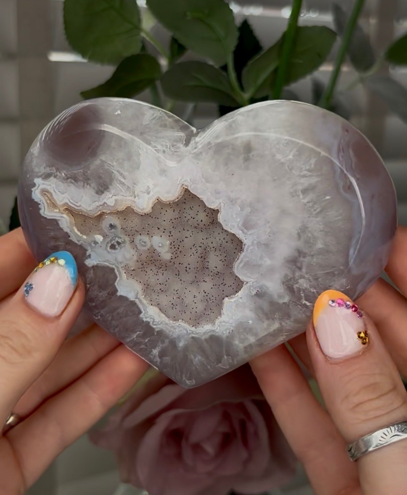 Beautiful, high grade, agate heart with druzy - comes with stand