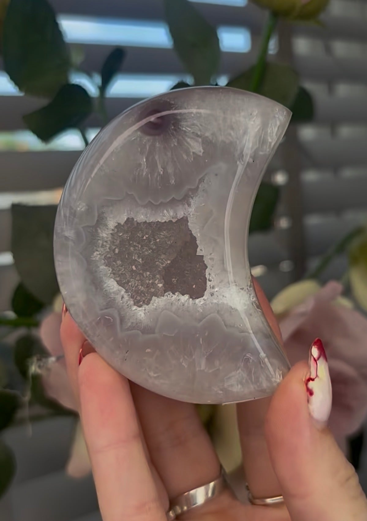 Beautiful, high quality, agate moon with druzy - stand included