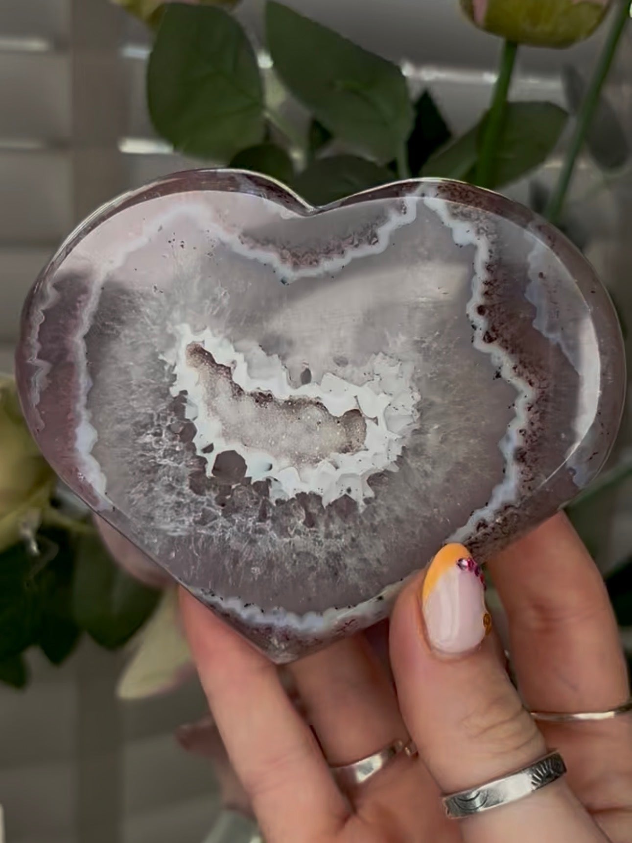 Beautiful, high grade, agate heart with druzy - comes with stand