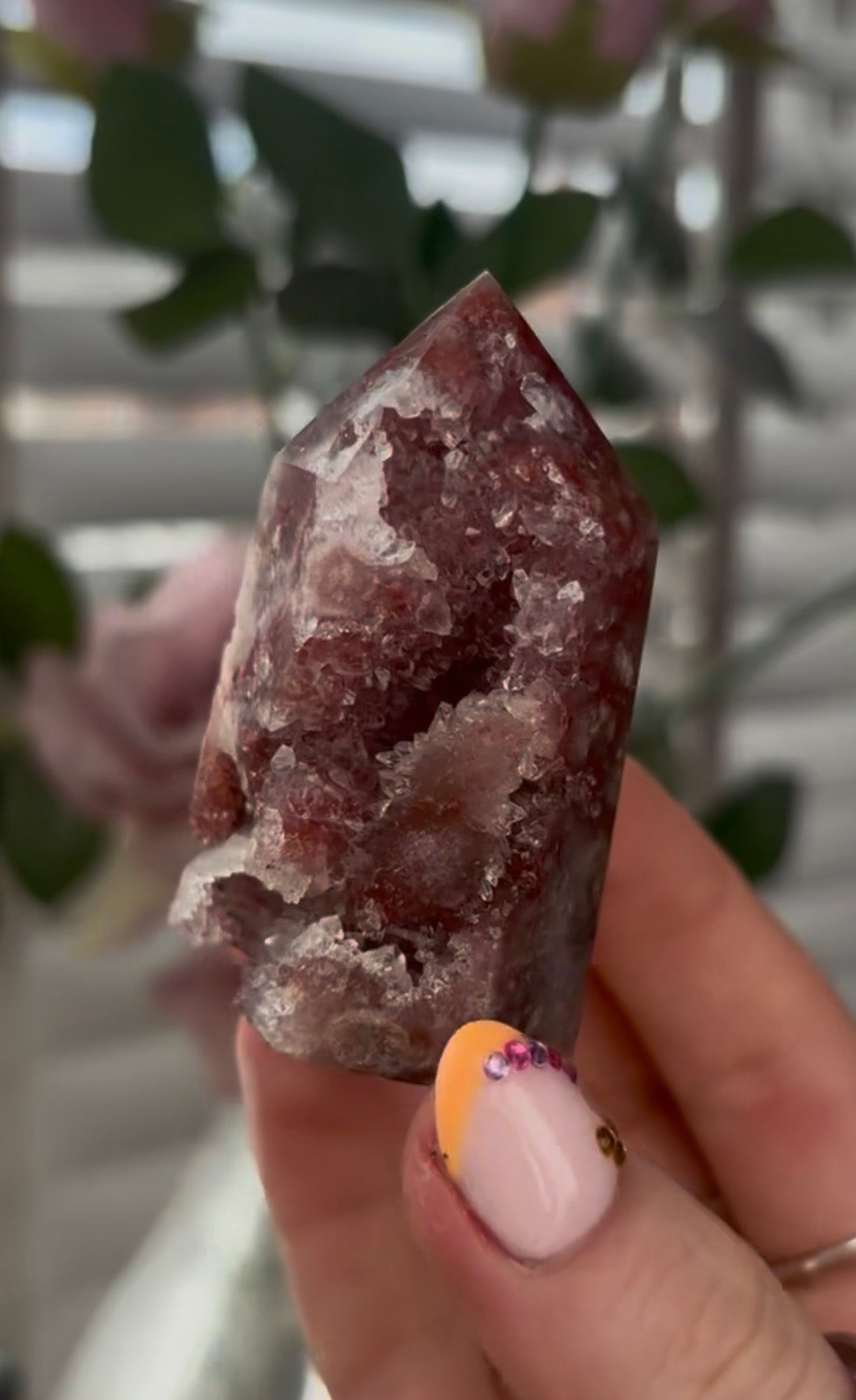 Small, High quality, Pink amethyst tower, with druzy