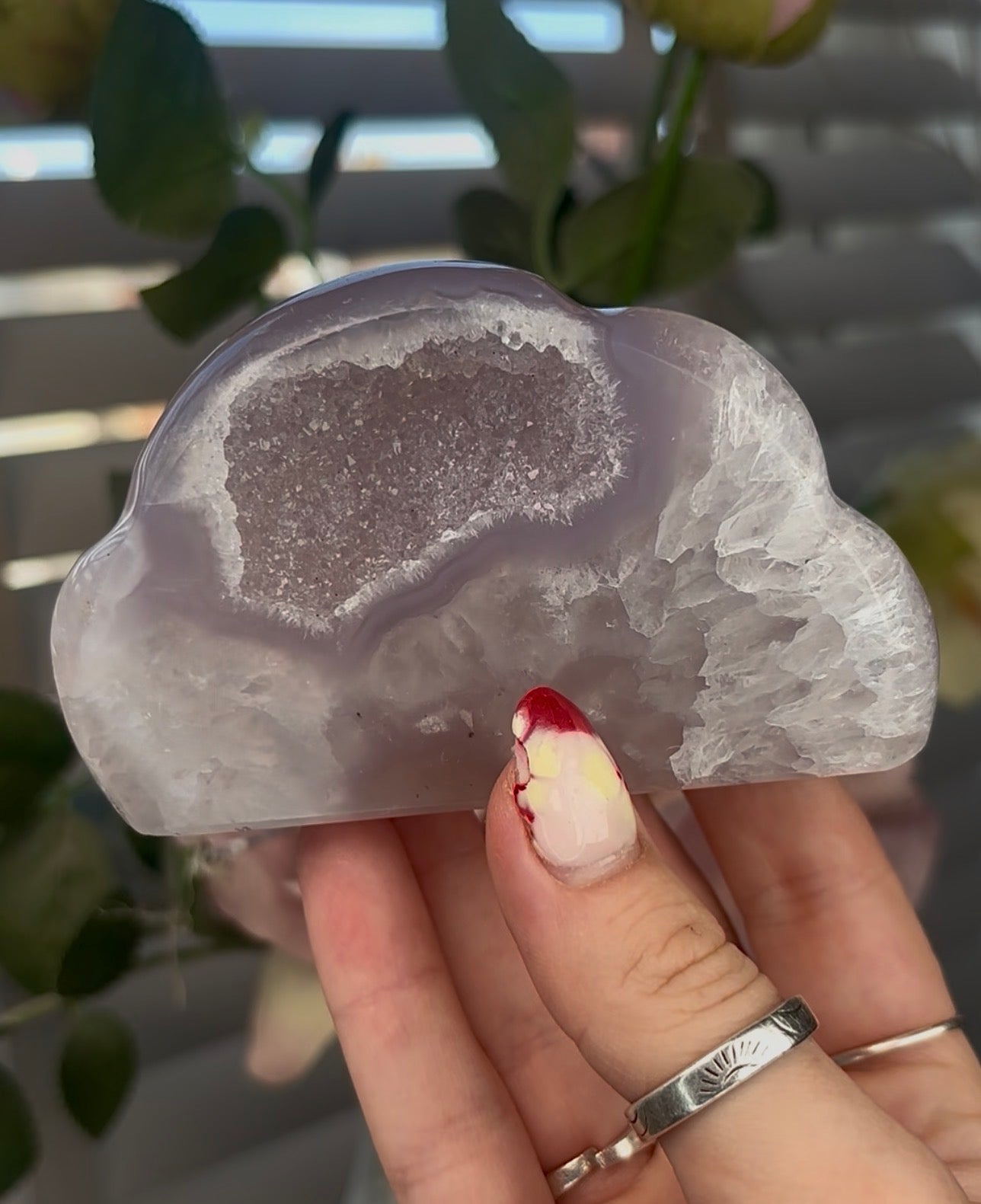 Beautiful, agate cloud with druzy
