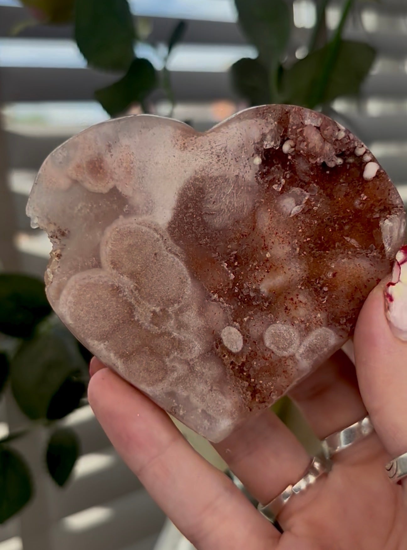 pink amethyst heart - comes with stand (8.5cm)