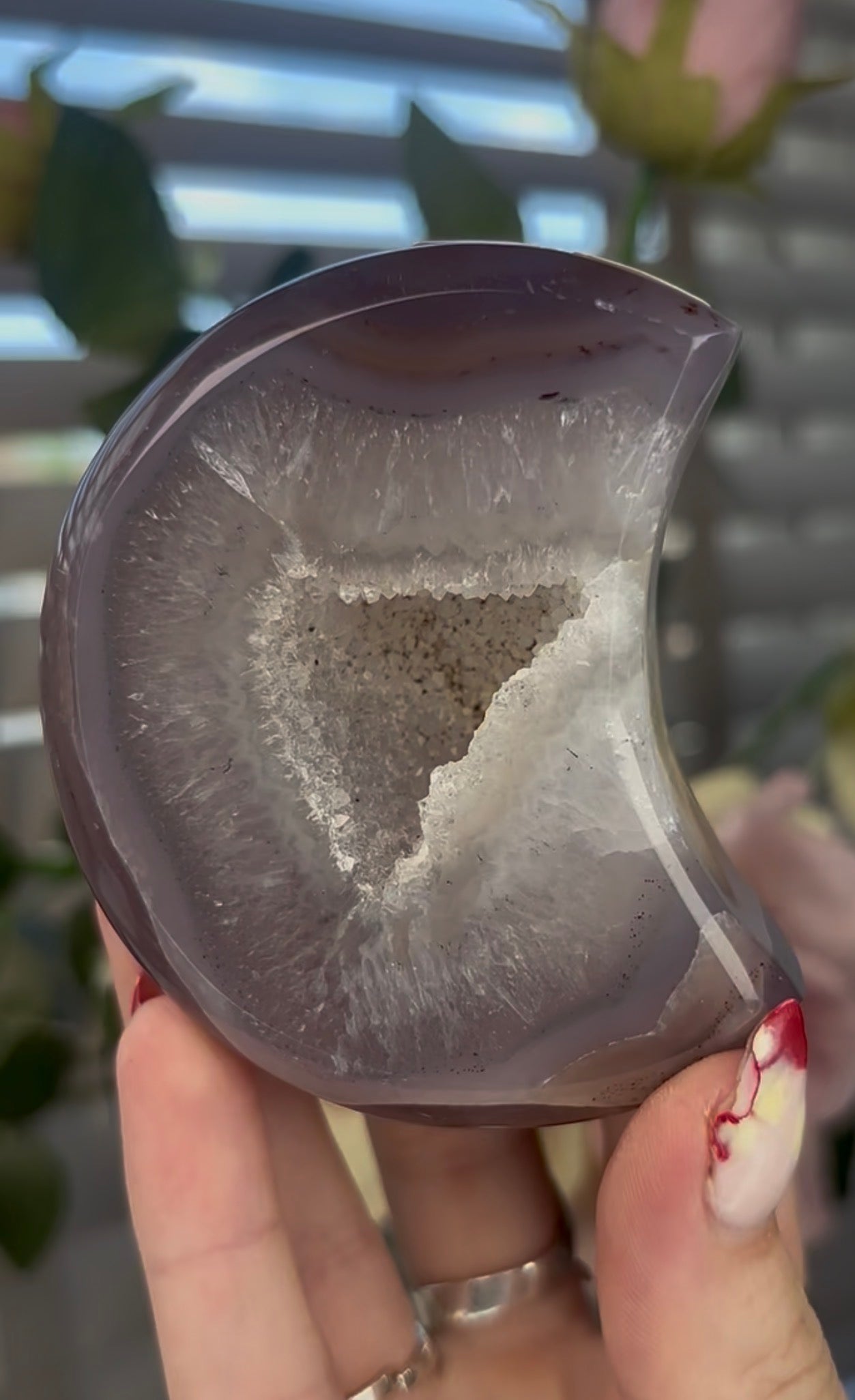 Beautiful, agate moon with druzy - stand included