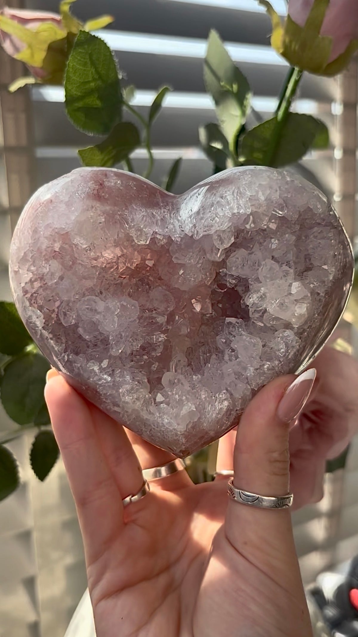 Gorgeous, hq, druzy quartz, pink amethyst heart- comes with stand