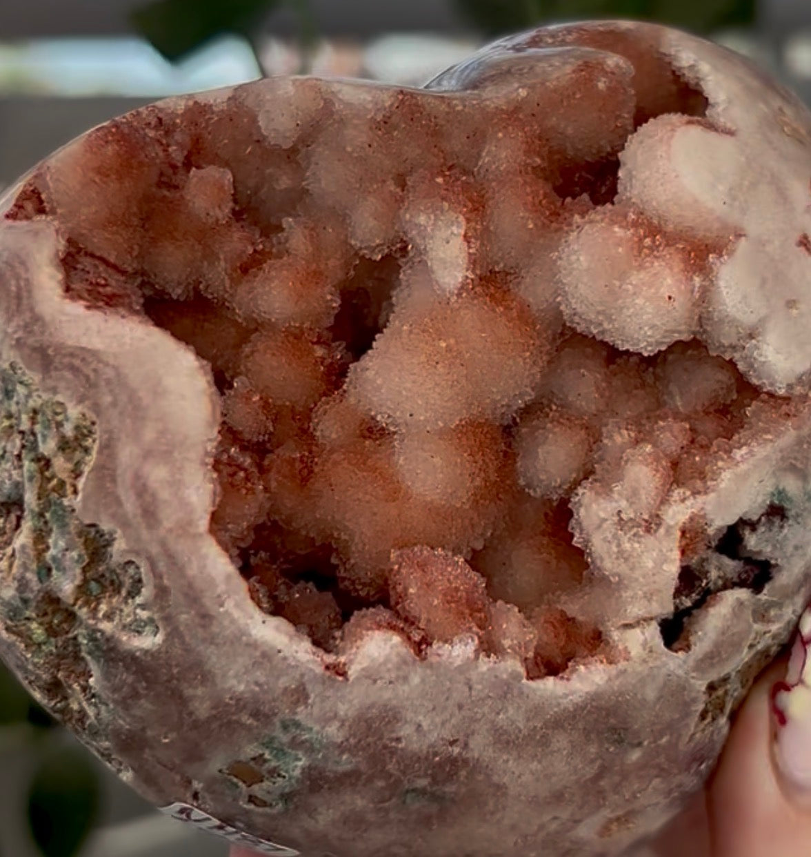 Hq bubble druzy, pink amethyst heart - comes with stand (10.5cm)