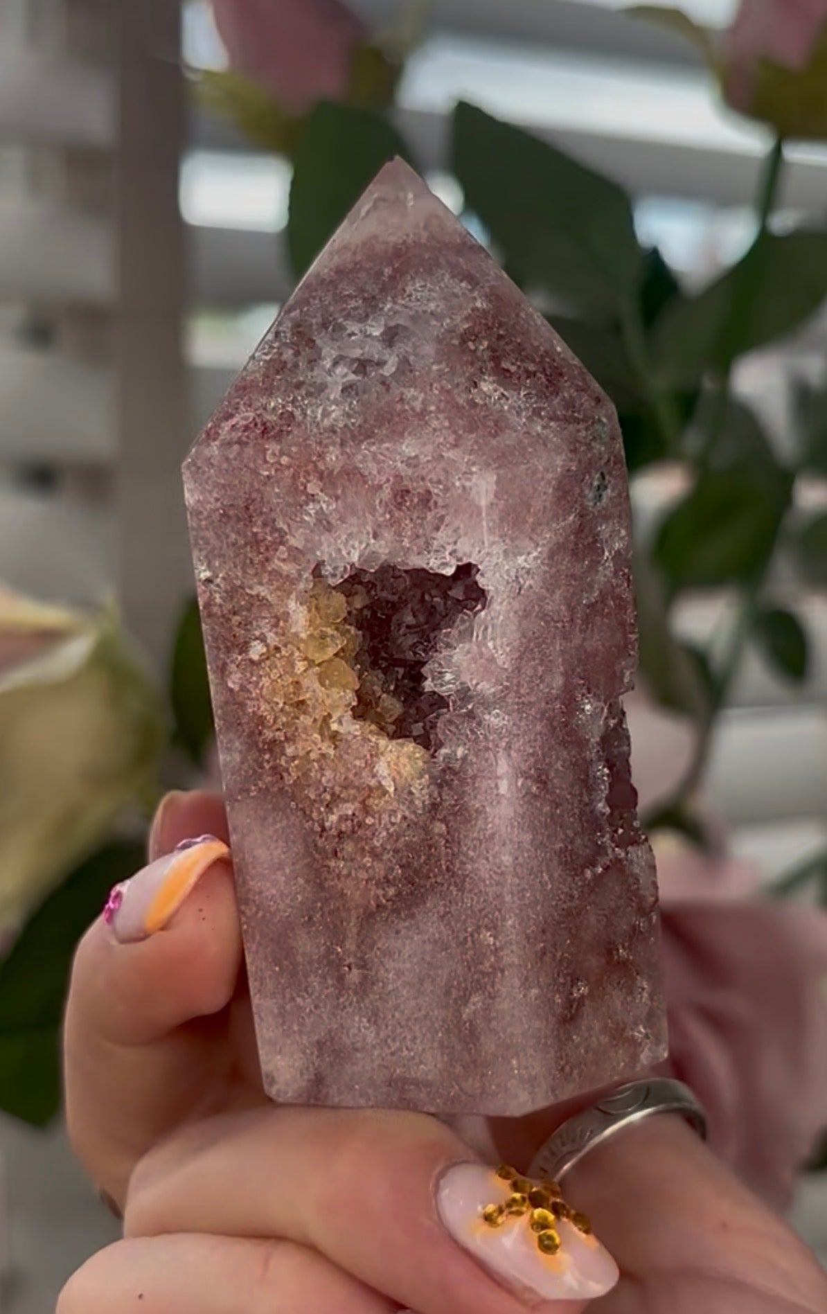 Pretty, high quality, Pink amethyst tower, with lilac quartz druzy
