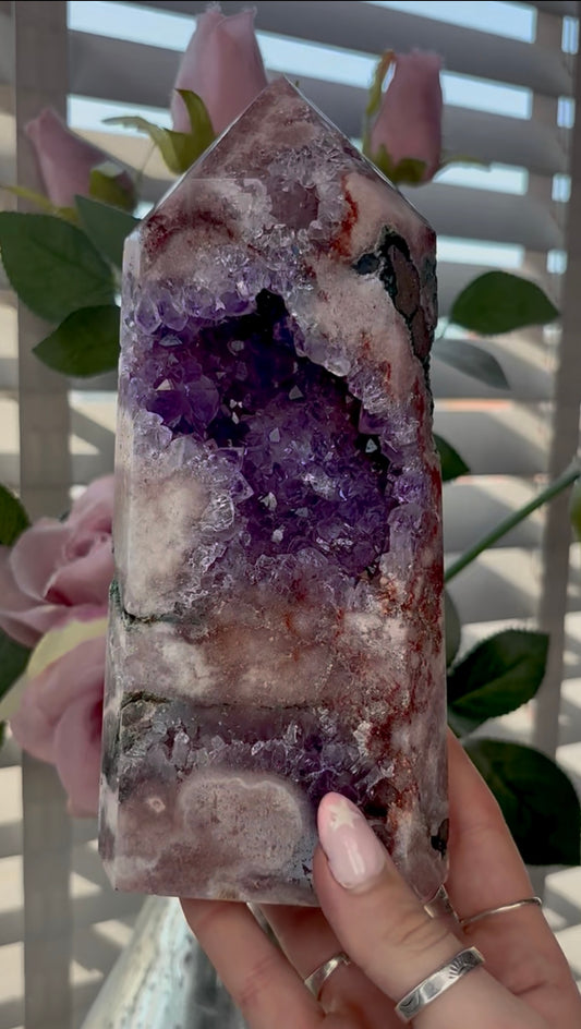 Beautiful, high quality, tall, Pink amethyst tower with purple quartz - 19cm
