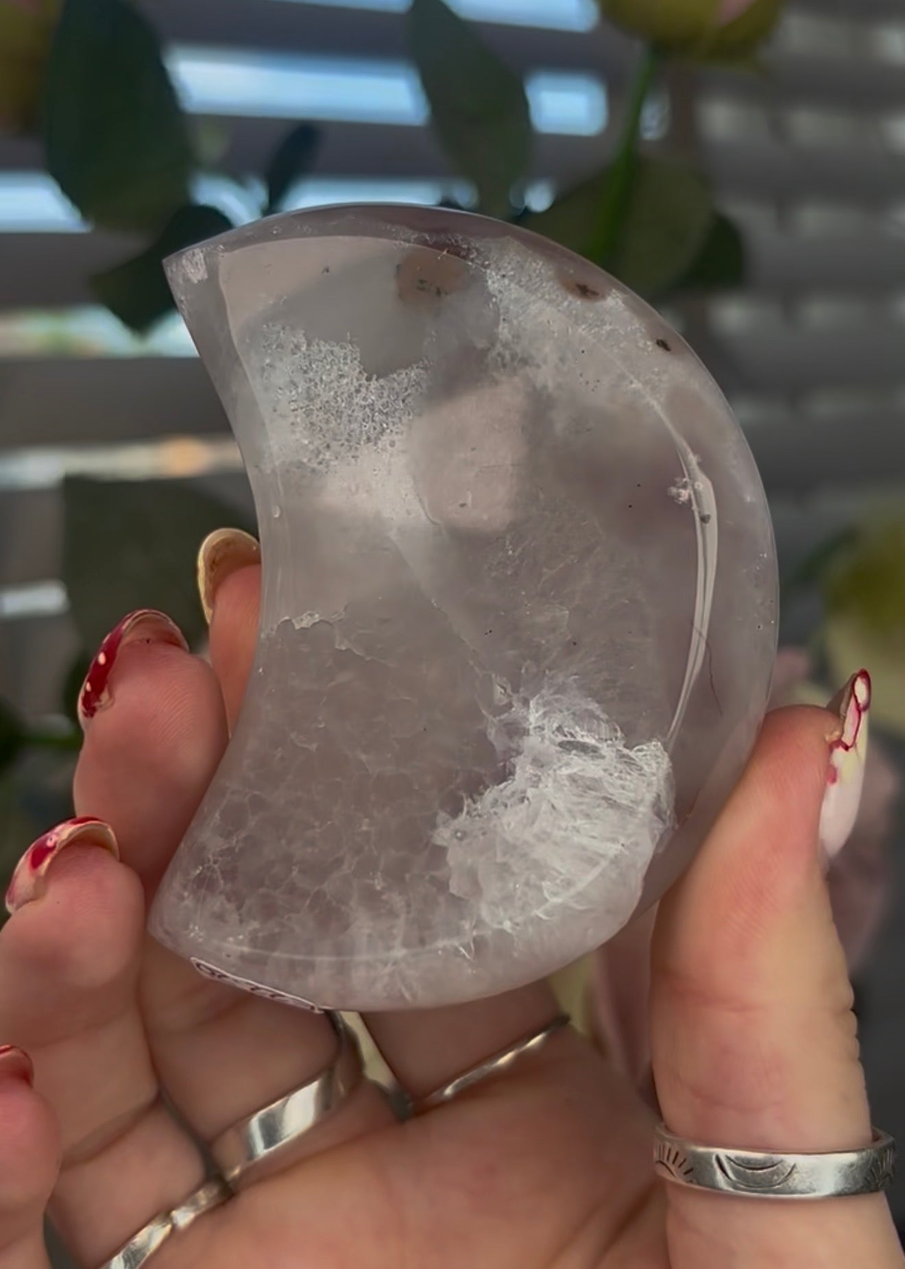 Beautiful, high quality, agate moon with druzy - stand included