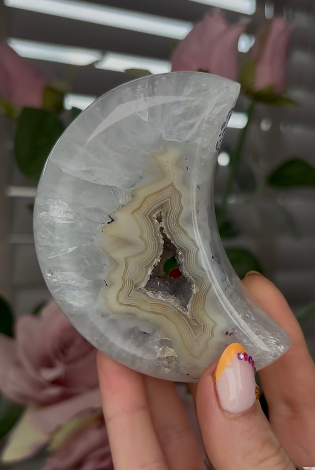 Beautiful, agate moon with druzy - comes with stand