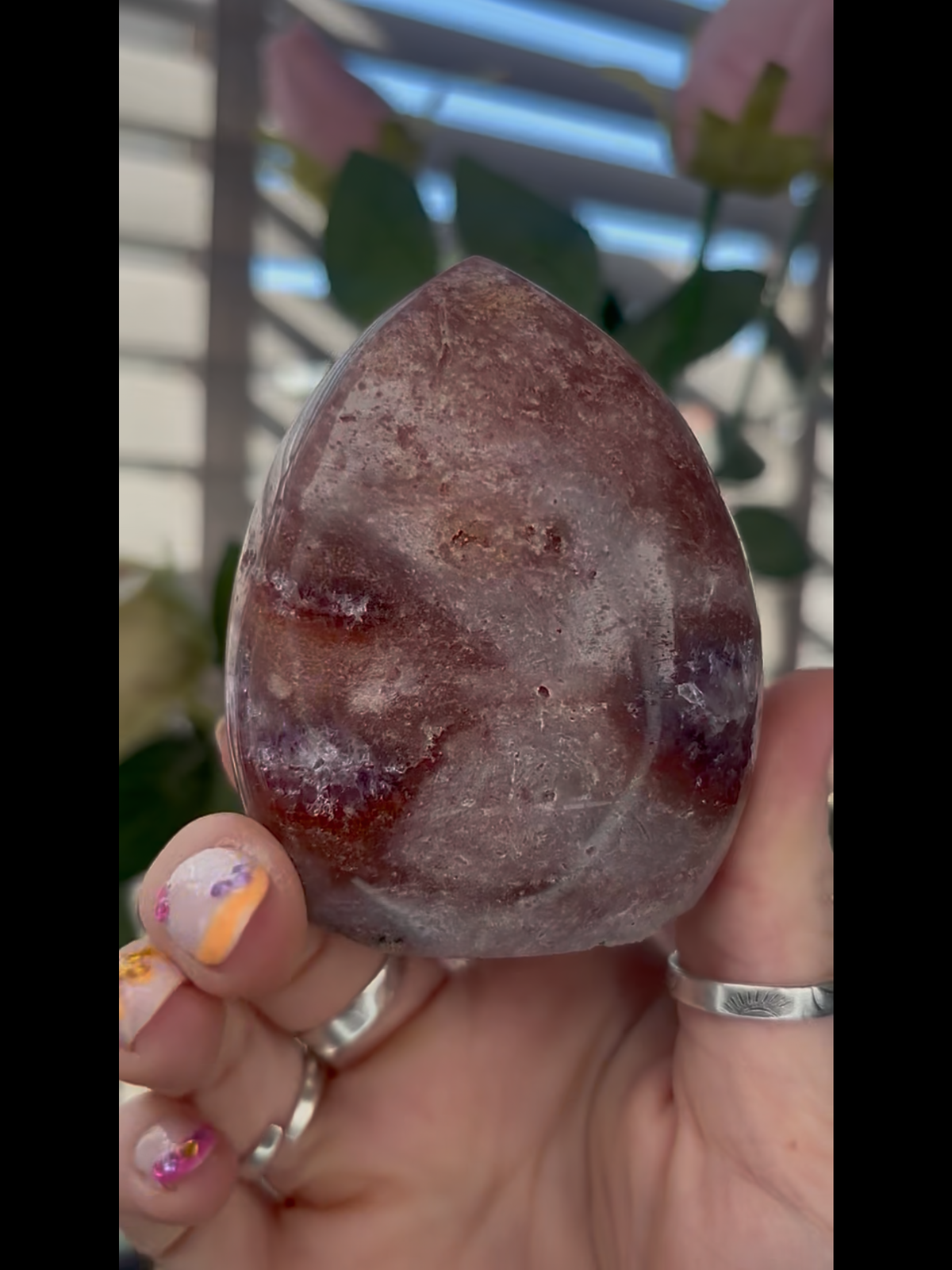 High grade, pink amethyst flame with in incredible quartz 255g (F10)