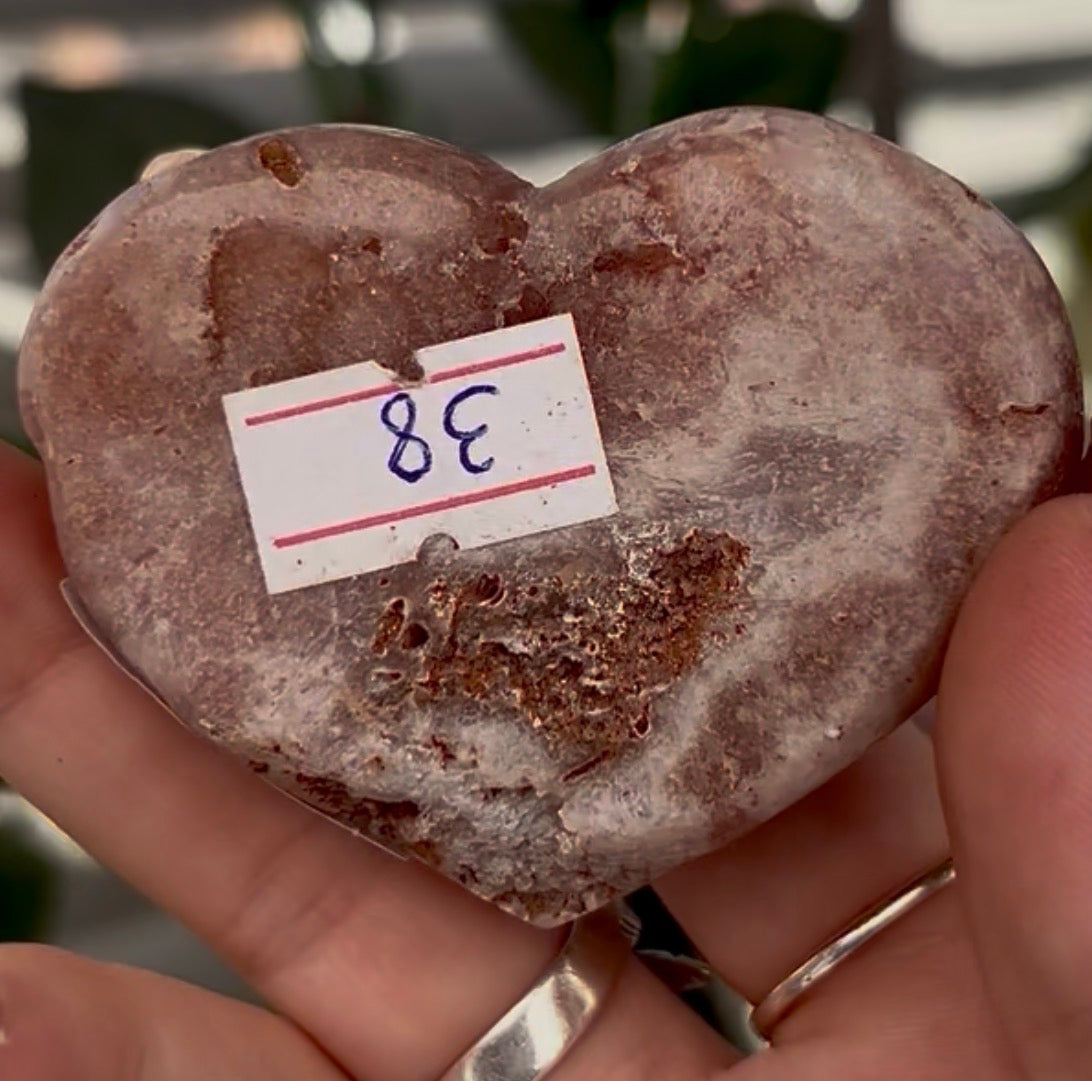 pink amethyst heart - comes with stand 6.4cm