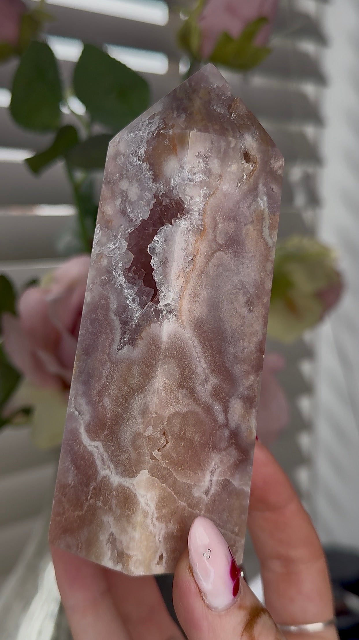 Pink amethyst tower 13cm(h) 5cm(w)