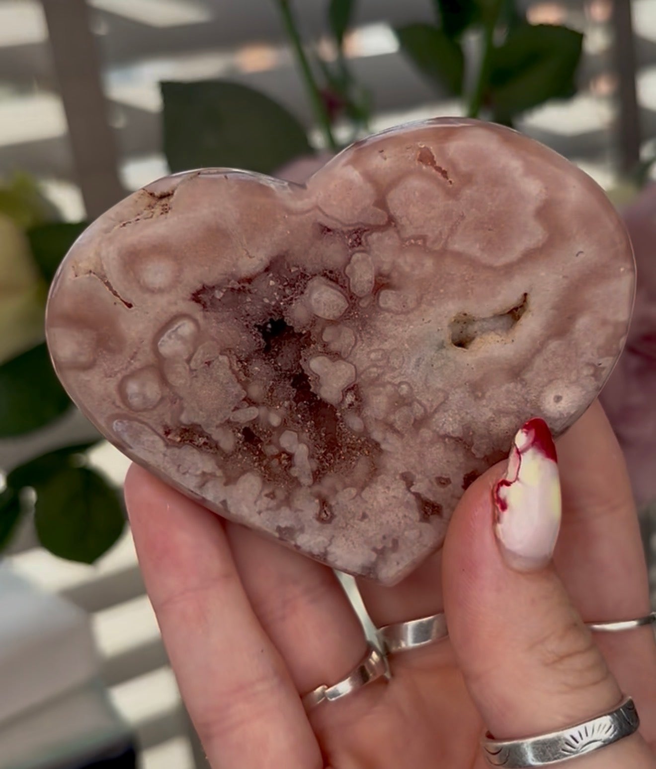 pink amethyst heart - comes with stand8.5cm