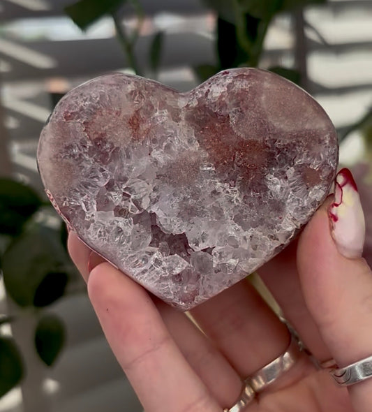 pink amethyst heart - comes with stand 6.6cm