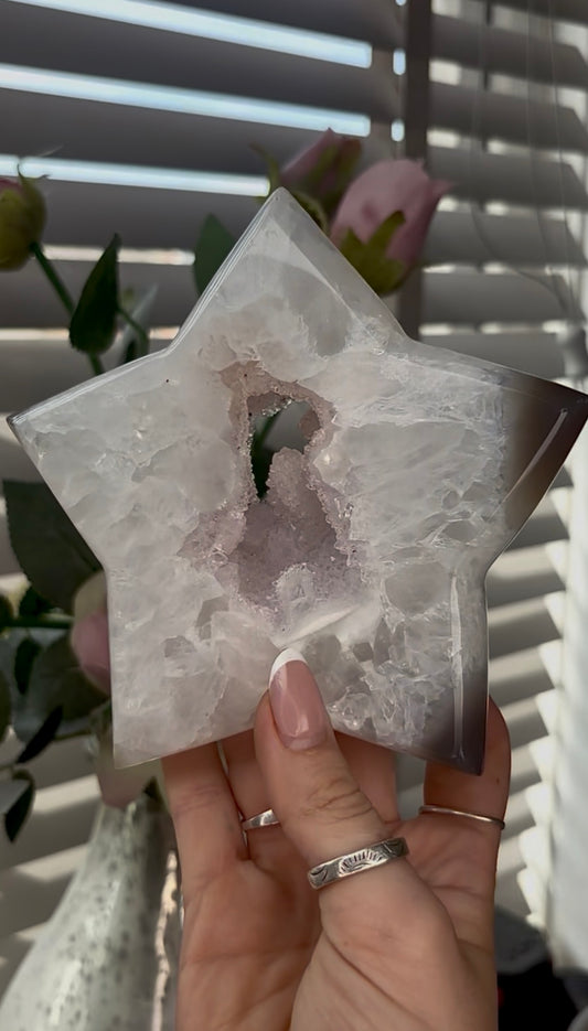 Beautiful, large, high grade, agate star with druzy - comes with stand