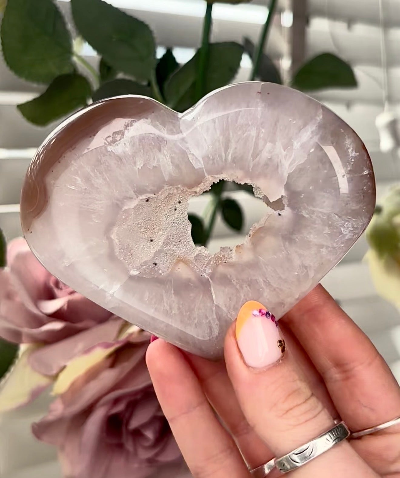 Beautiful, high quality, agate heart with druzy - stand included