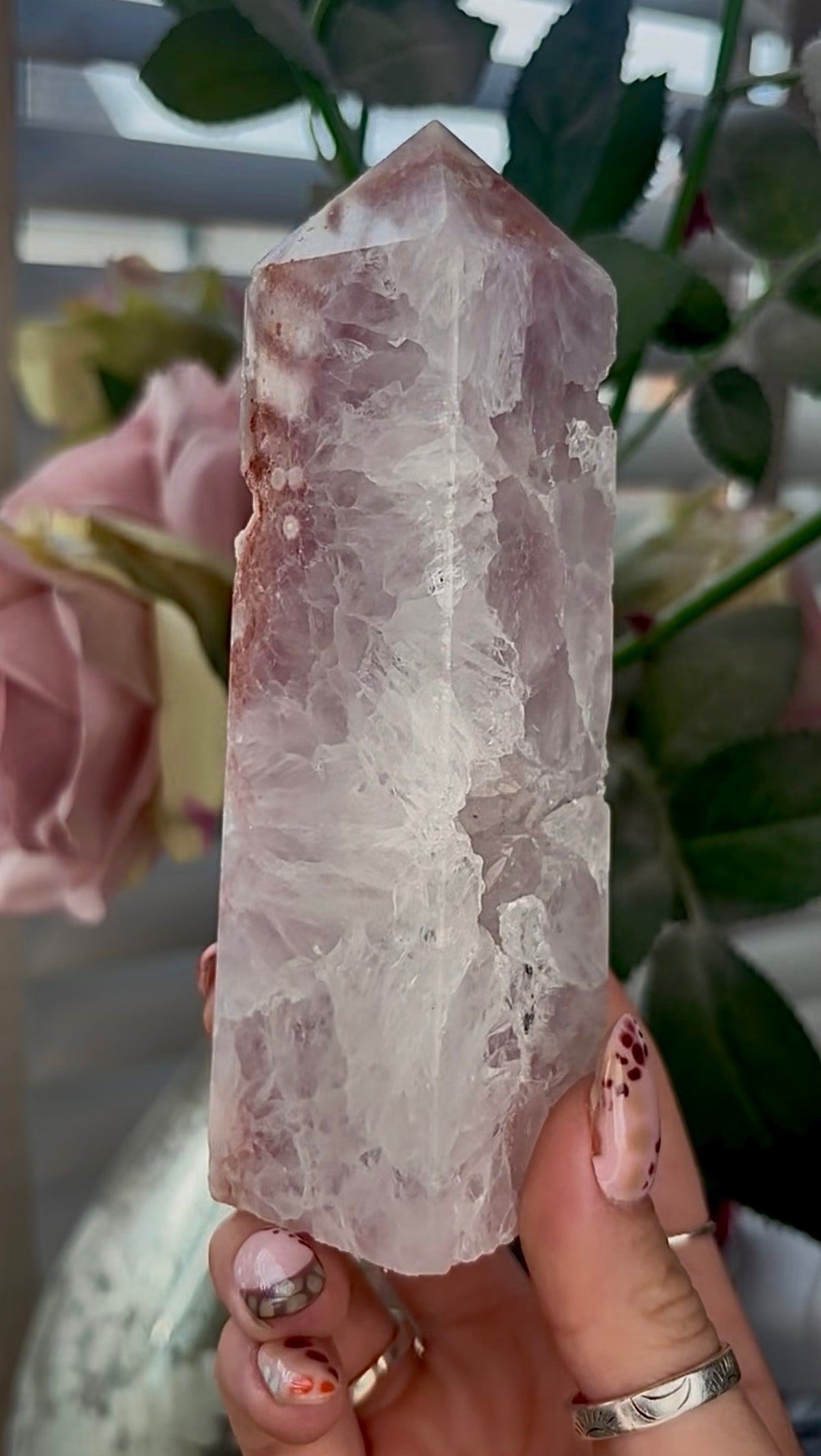High grade, Pink amethyst, Flower agate tower with high clarity quartz