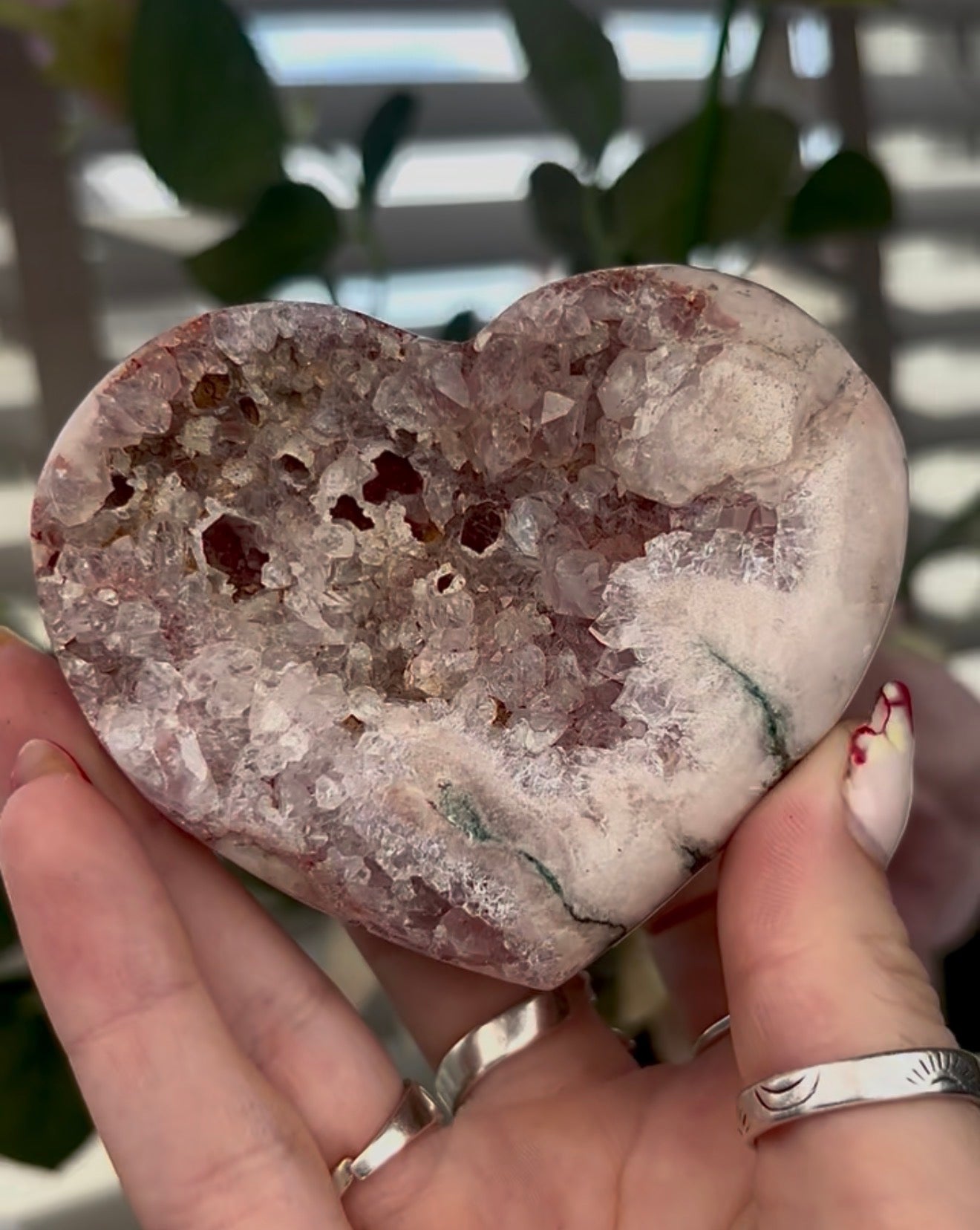 pink amethyst heart - comes with stand 8.5cm