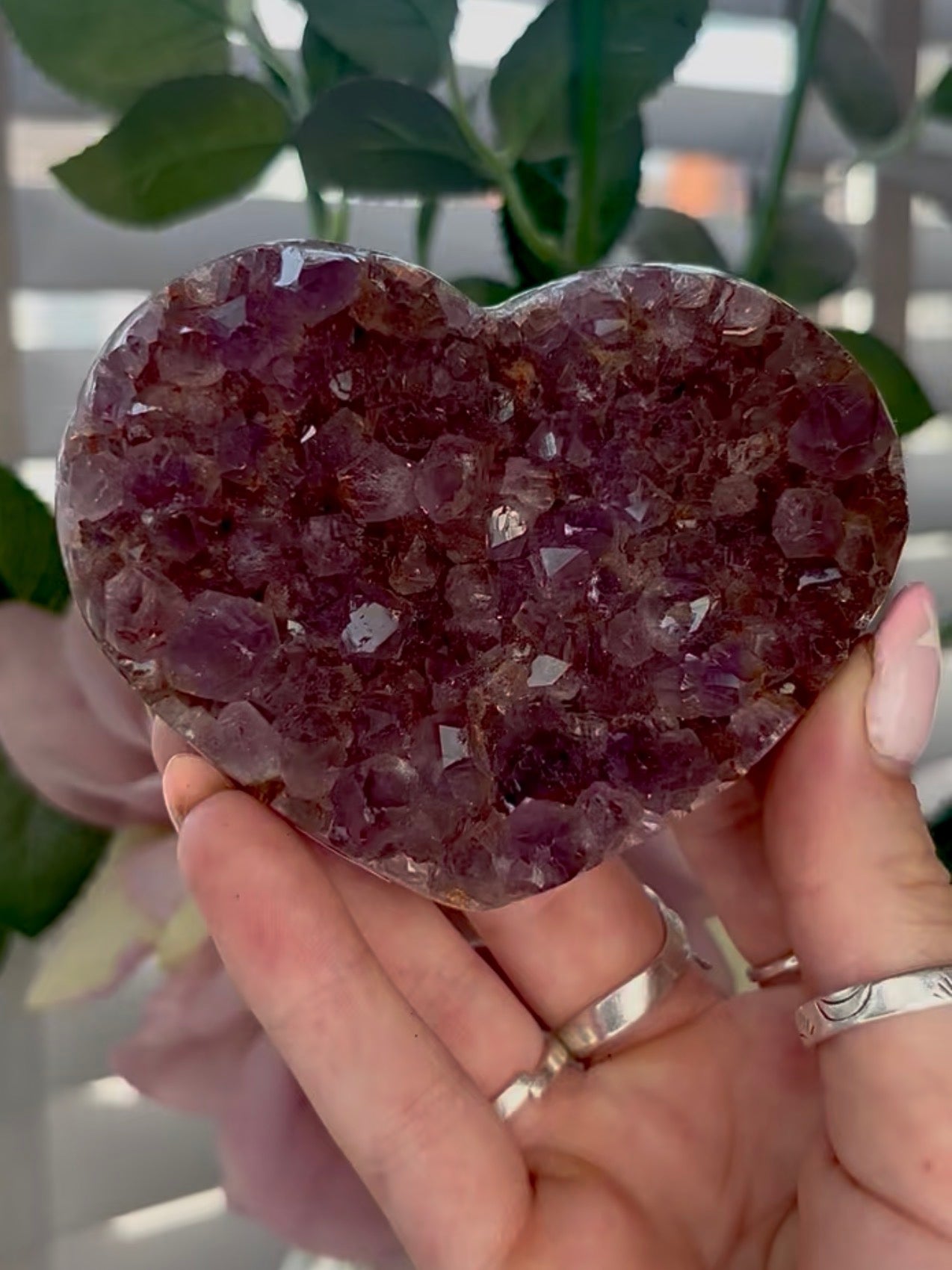 Uruguay, rainbow amethyst heart - comes with stand in purple berry tones