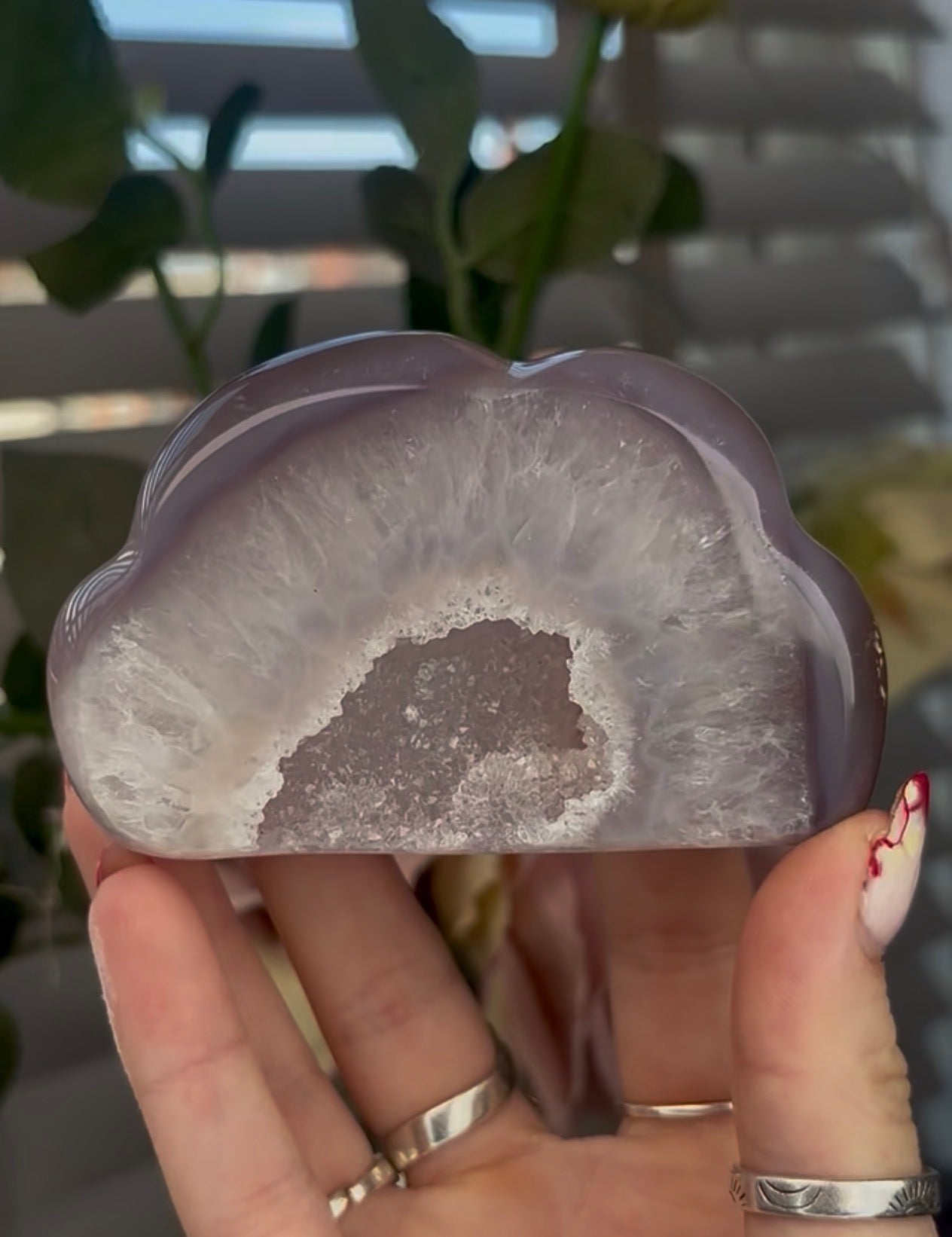 Beautiful, agate cloud with druzy