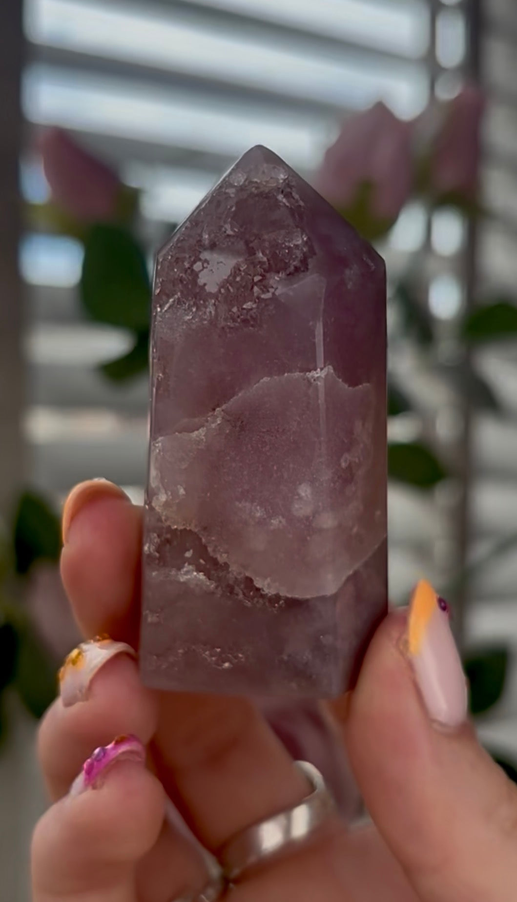 Beautiful, high quality, Pink amethyst tower in lilac tone