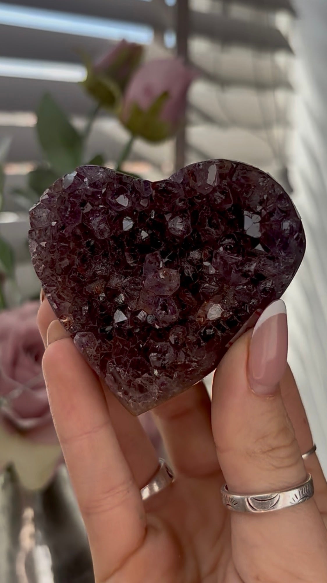 Uruguay, rainbow amethyst heart In berry tones - comes with stand