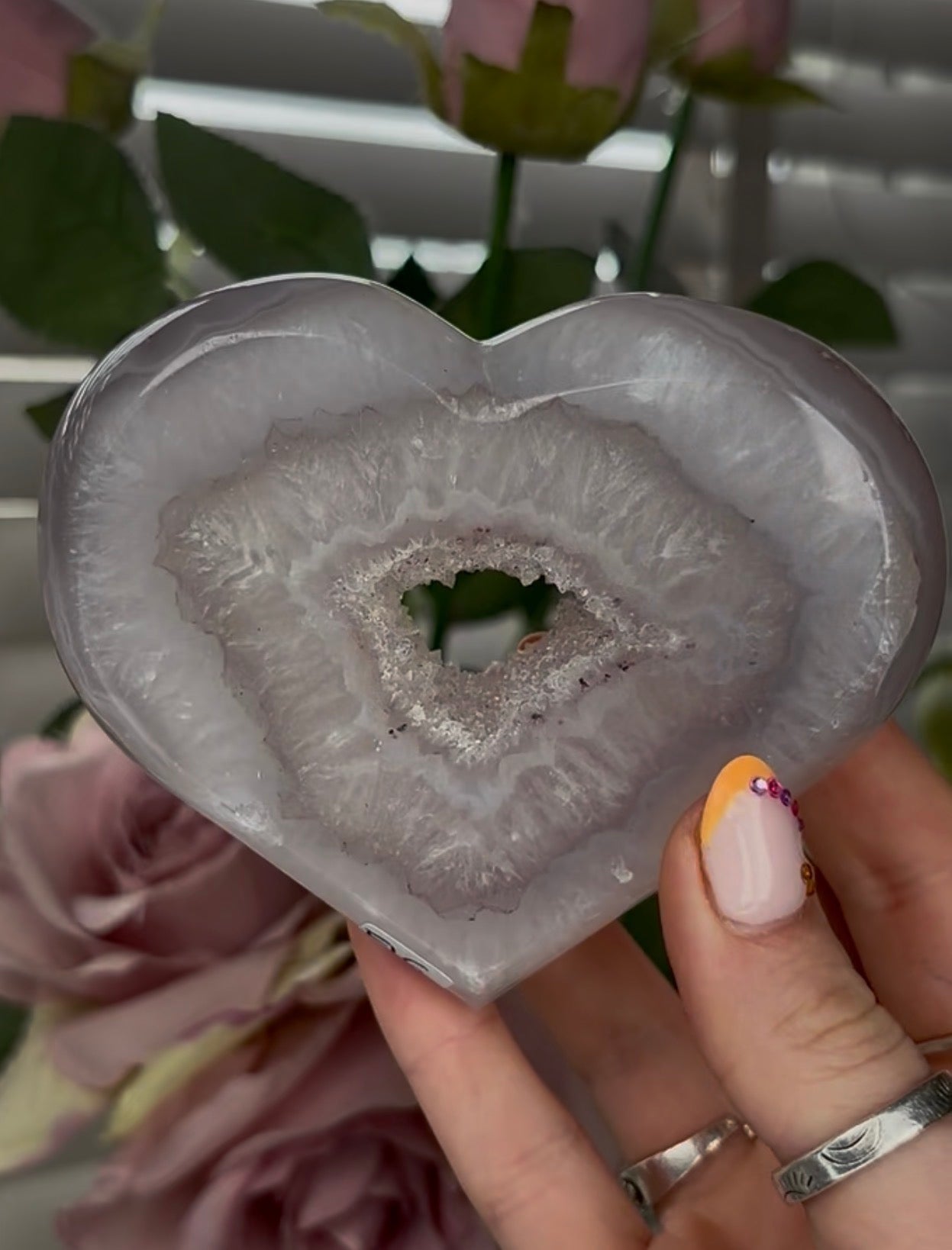 Beautiful, high grade, agate heart with druzy - comes with stand