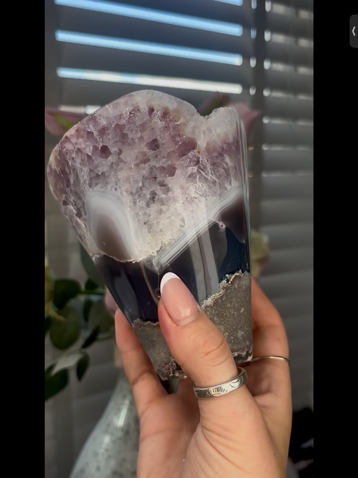 High grade, beautiful, Amethyst agate Freeform/mushroom 1.270kg